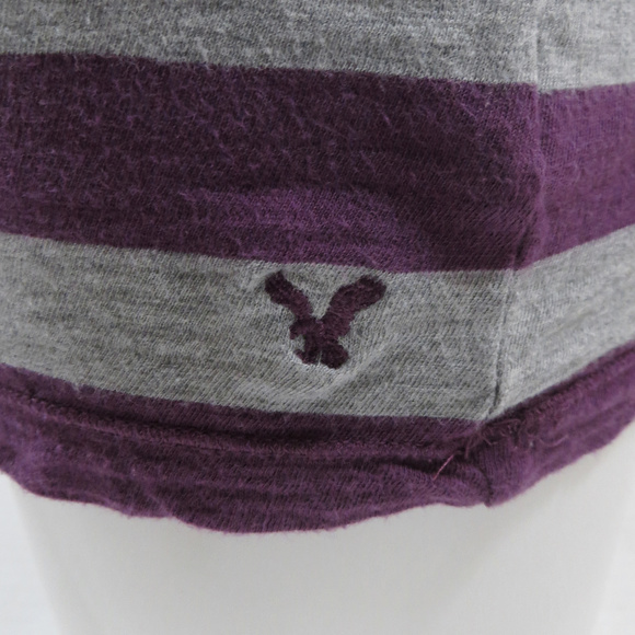 American Eagle top Medium striped tab sleeve - Picture 4 of 7